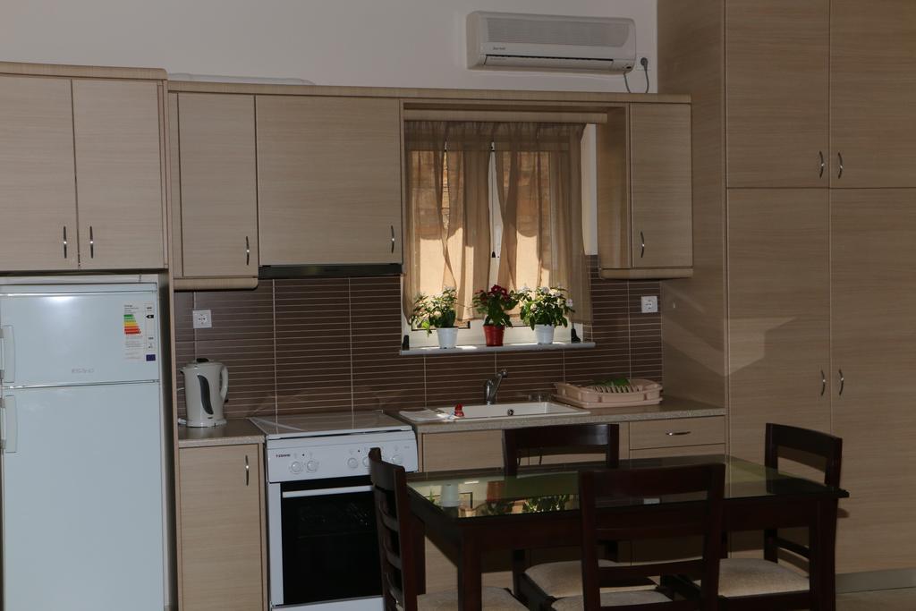 Naiades Villas Каристос Экстерьер фото